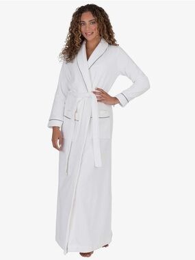 Classic Long White Shawl-Collar Robe with Contrast Trim
